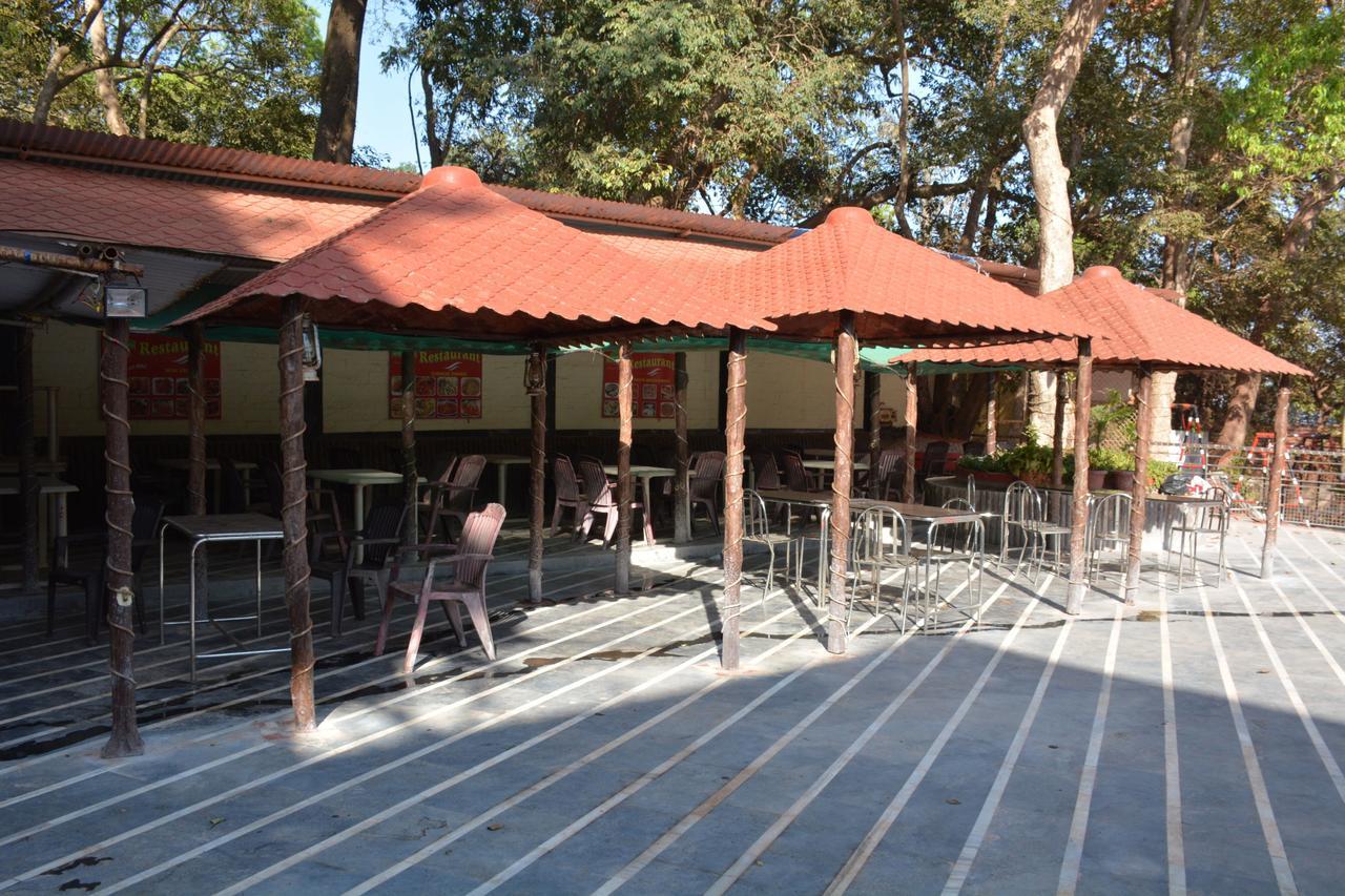 Hotel Kumar Plaza Matheran Exterior foto