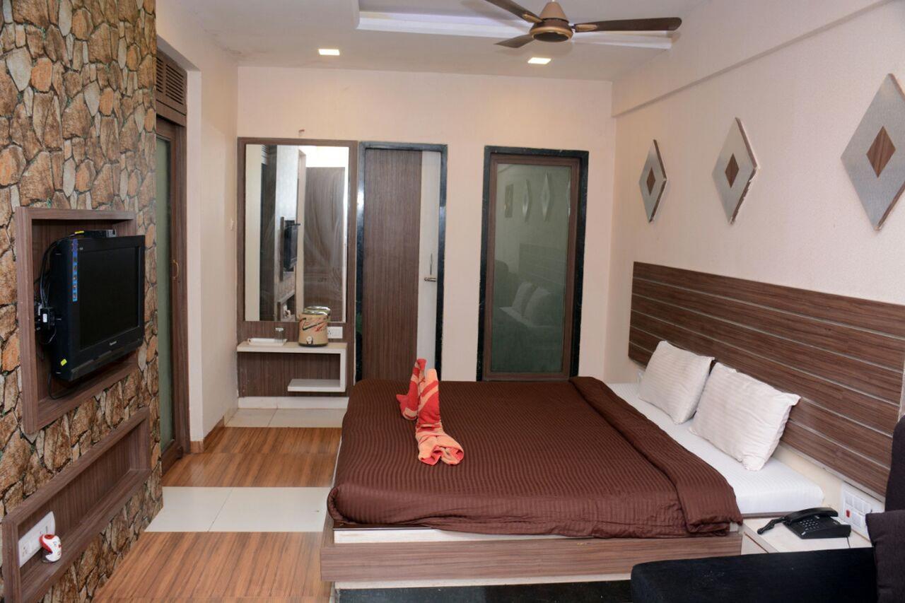 Hotel Kumar Plaza Matheran Exterior foto